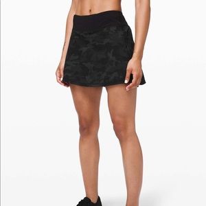 Lululemon Pace Rival Tennis Skirt - Black Camouflage, Size 10
